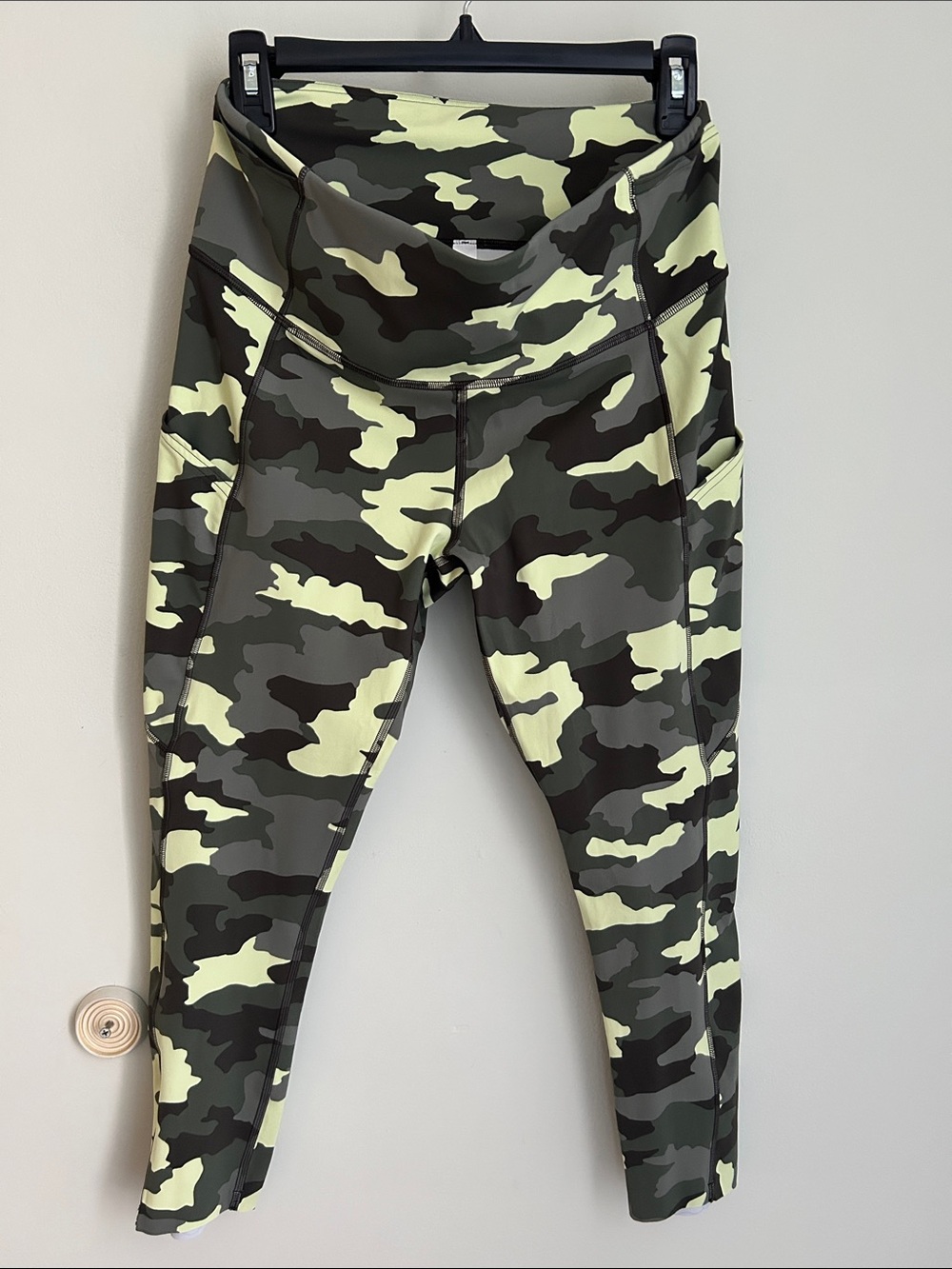 lululemon athletica womens Camo Leggings in Olive, Lime